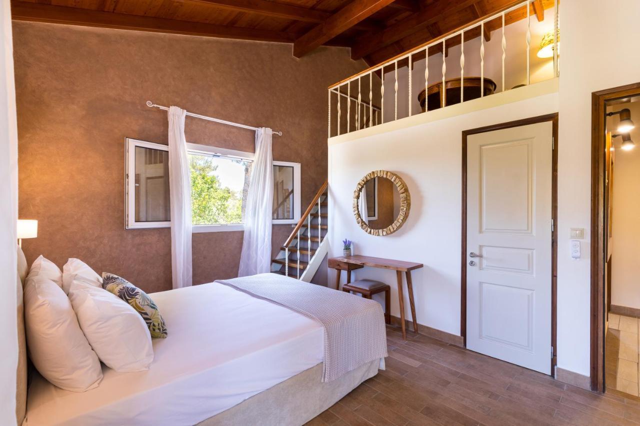 Villa St Nicholas House With Private Heated Pool Dasziá Kültér fotó