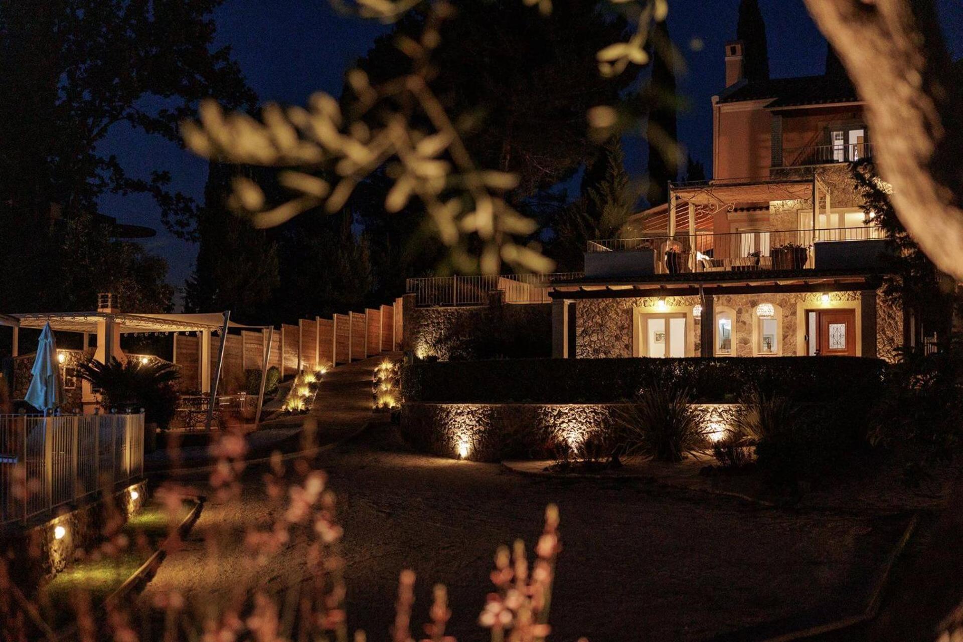 Villa St Nicholas House With Private Heated Pool Dasziá Kültér fotó